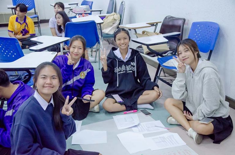 กิจกรรมการอบรมในโครงการ English For Local Wisdom สร้างพลังภูมิปัญญาท้องถิ่นสู่สากล