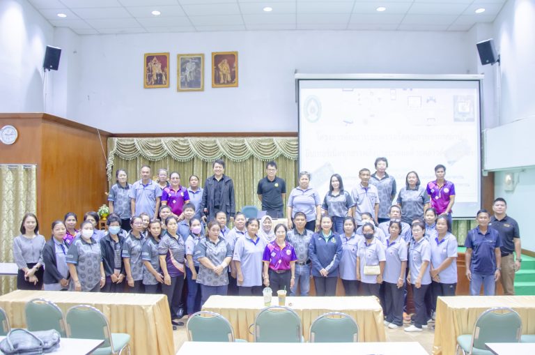 สาขาเทคโนโลยีคอมพิวเตอร์ จัดโครงการพัฒนาระบบตรวจวัดคุณภาพอากาศผ่านอินเทอร์เน็ตทุกสรรพสิ่งประมวลผลด้วยคลาวด์คอมพิวติง