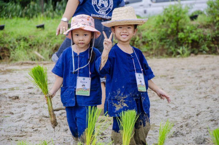 โครงการพัฒนาทักษะวิชาชีพเกษตรกรรม “ปลูกวันแม่ สืบสานวัฒนธรรม” มุ่งบูรณาการความรู้สู่ชุมชนและเยาวชน
